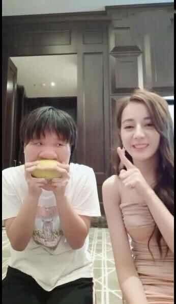 吃瓜热门搞笑视频,笑料百出！吃瓜热门搞笑视频大盘点