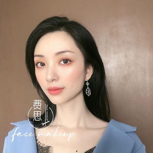 明星网红化妆图片,跟随潮流打造完美颜面