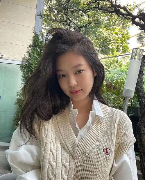 明星网红背心图片,明星网红背心穿搭解析
