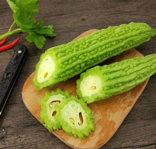 黑梳瓜血糖高可以吃吗,适宜食用指南